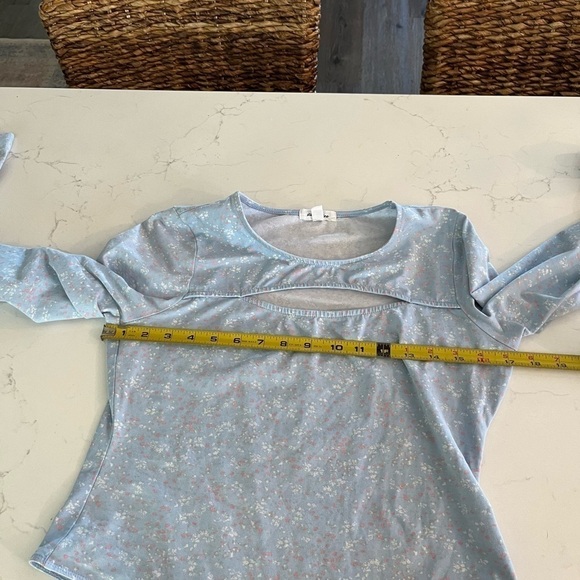 Stitch & Pine Blue Floral Cut Out Long Sleeve Bodysuit Large - Picture 9 of 10